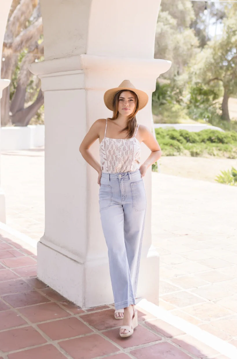 Blaklely Sleeveless Leaf Print Top Taupe