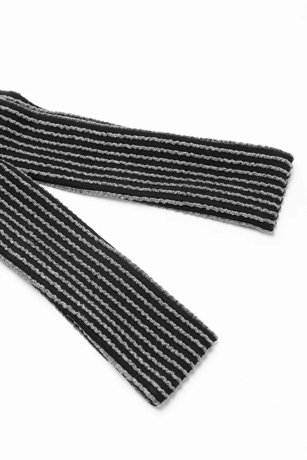 Striped Print Knotted Straps Pocketed Romper