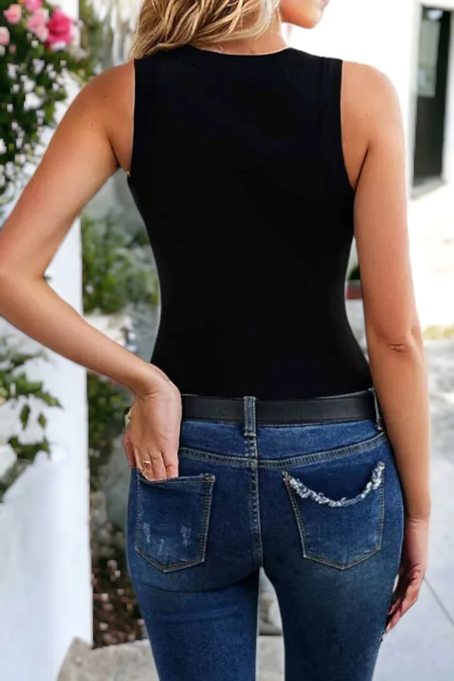 Solid Round Neck Ribbed Tank Top