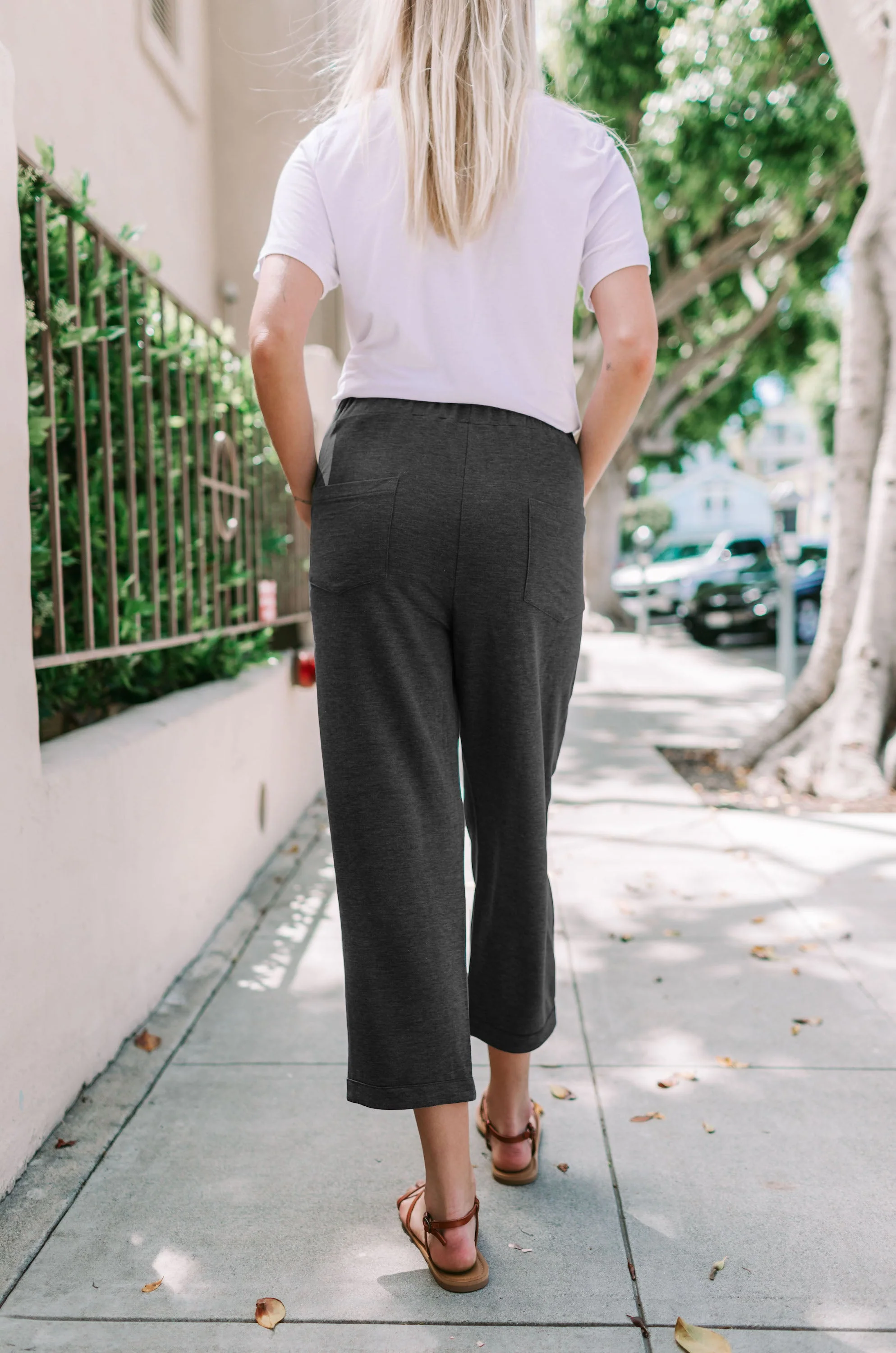 Solid Elastic Breathable Waist Cropped Lounge Pant