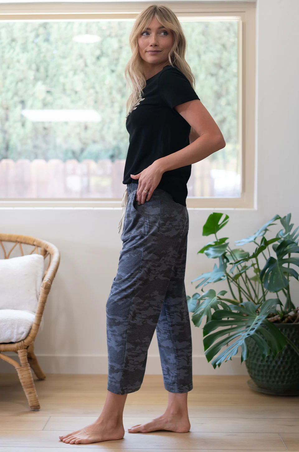 Cropped Camo Lounge Pants