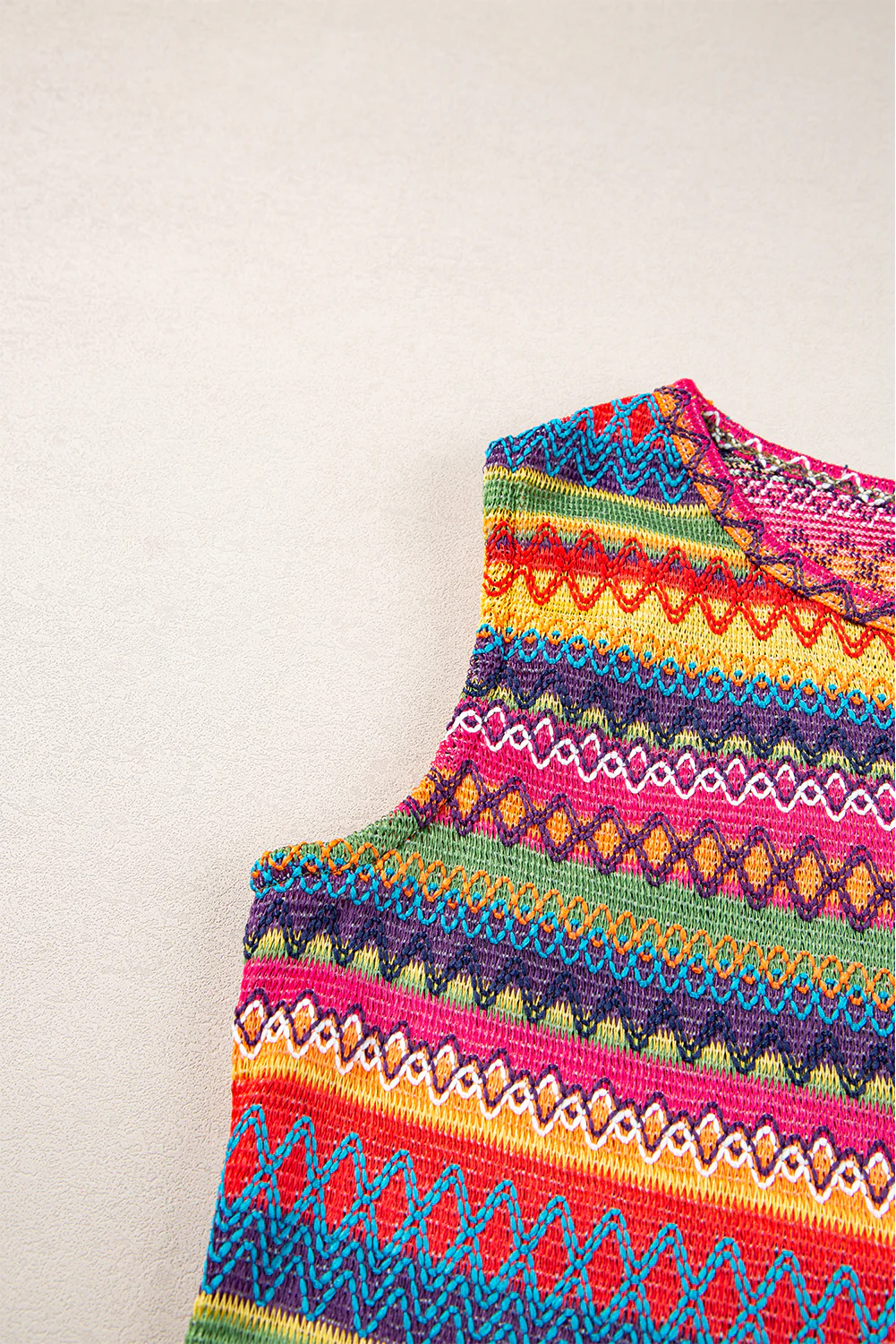 Light Blue Ethnic Wavy Pattern Round Neck Sleeveless Top