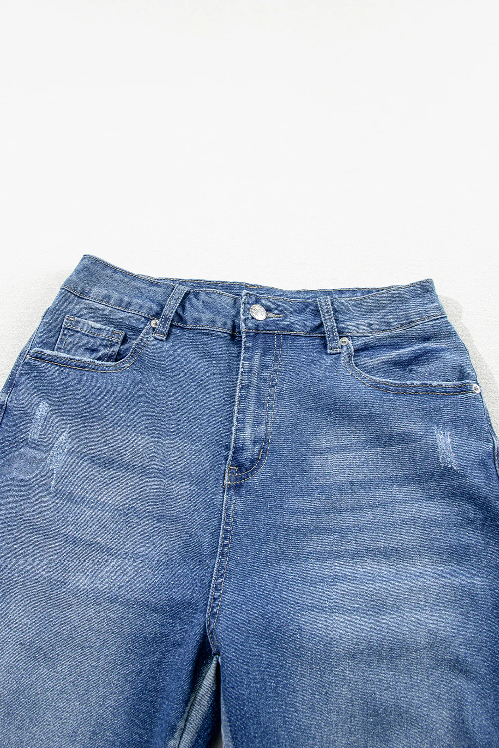 Distressed Frayed Ankle Skinny Jeans