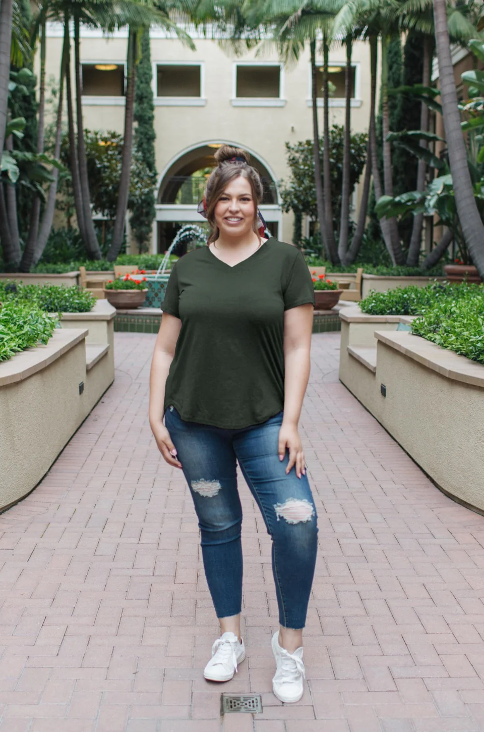 Amaryllis Tee (Heathered)