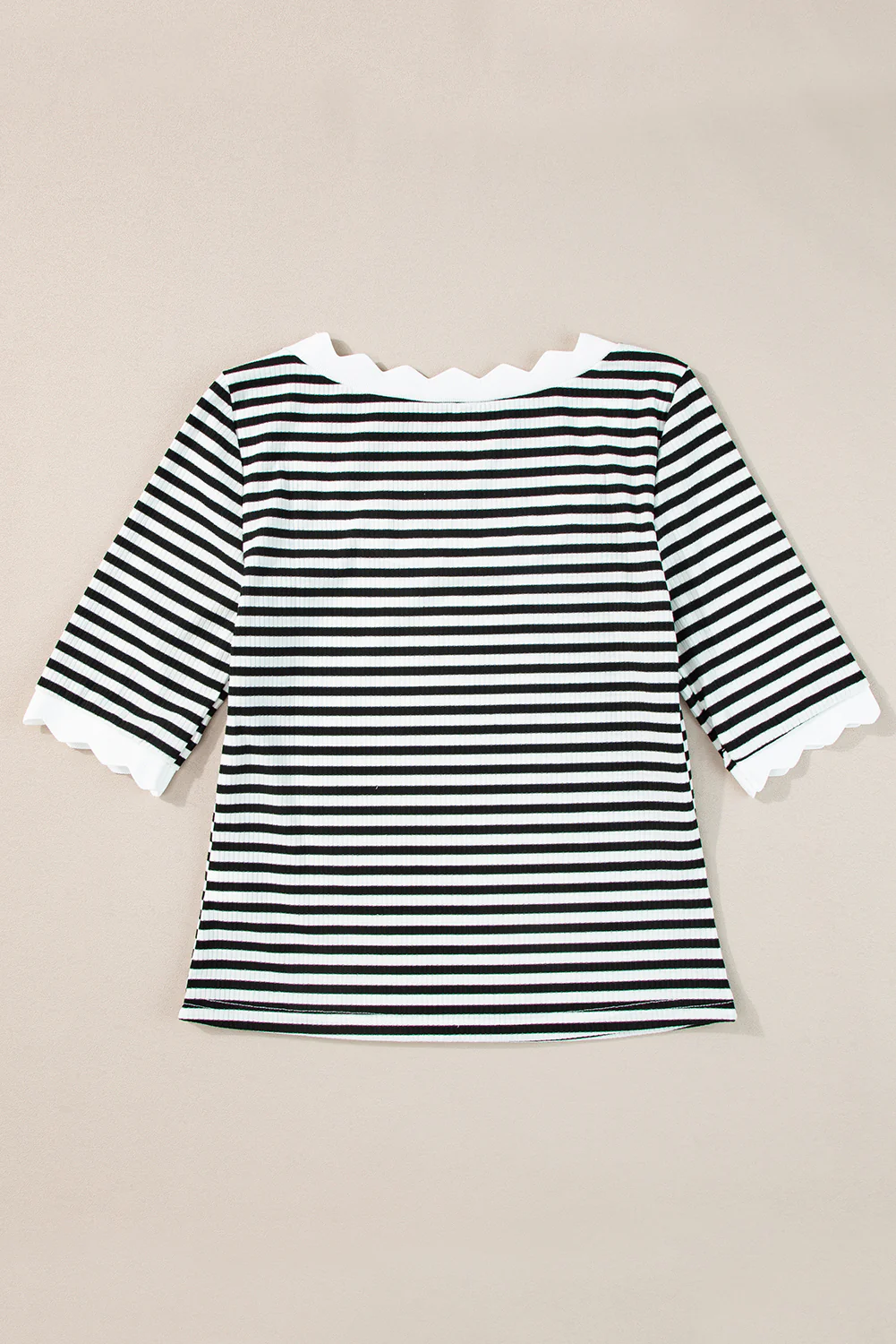 Striped Contrast Scallop Trim Half Sleeve T-shirt