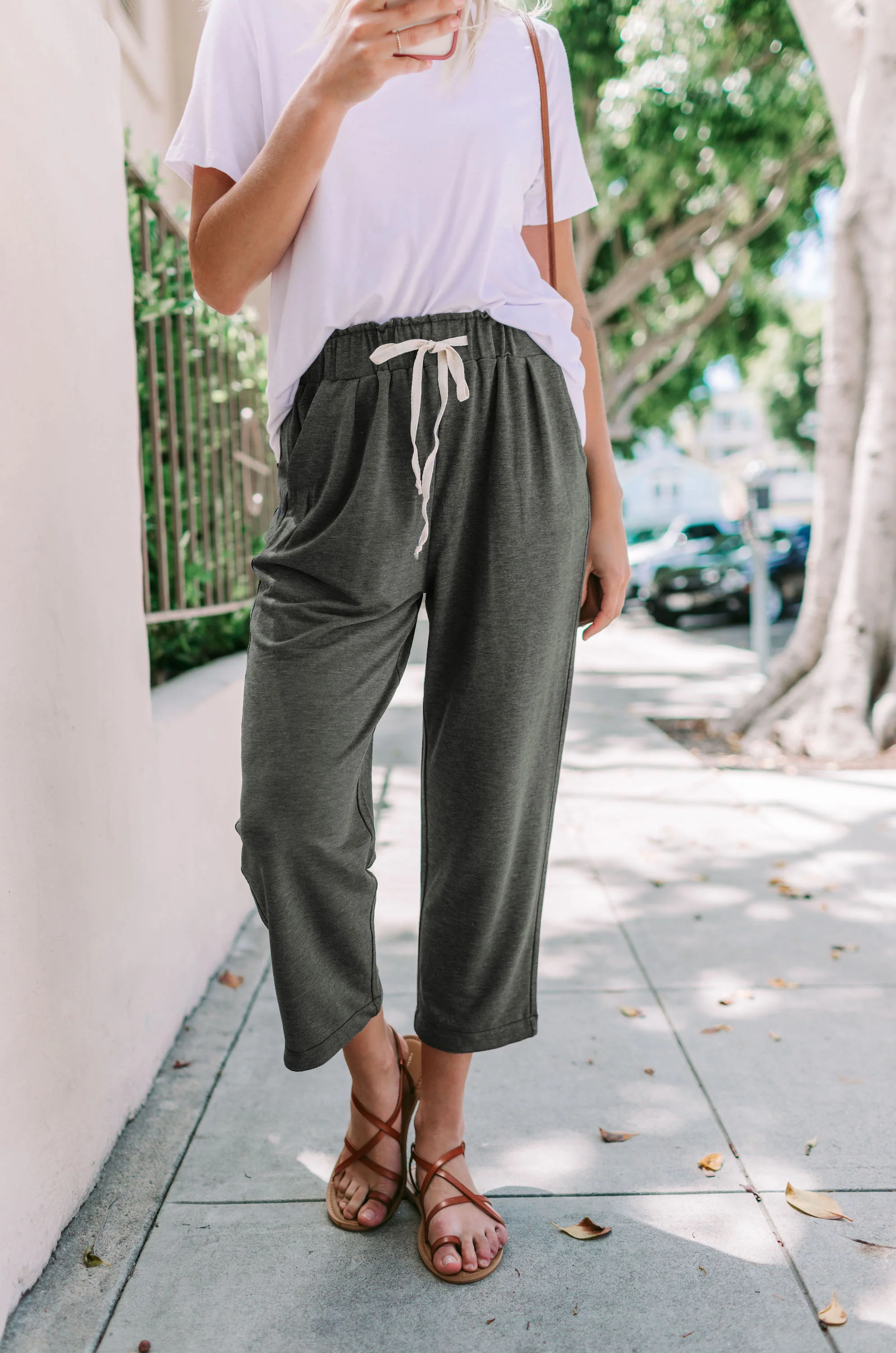 Solid Elastic Breathable Waist Cropped Lounge Pant