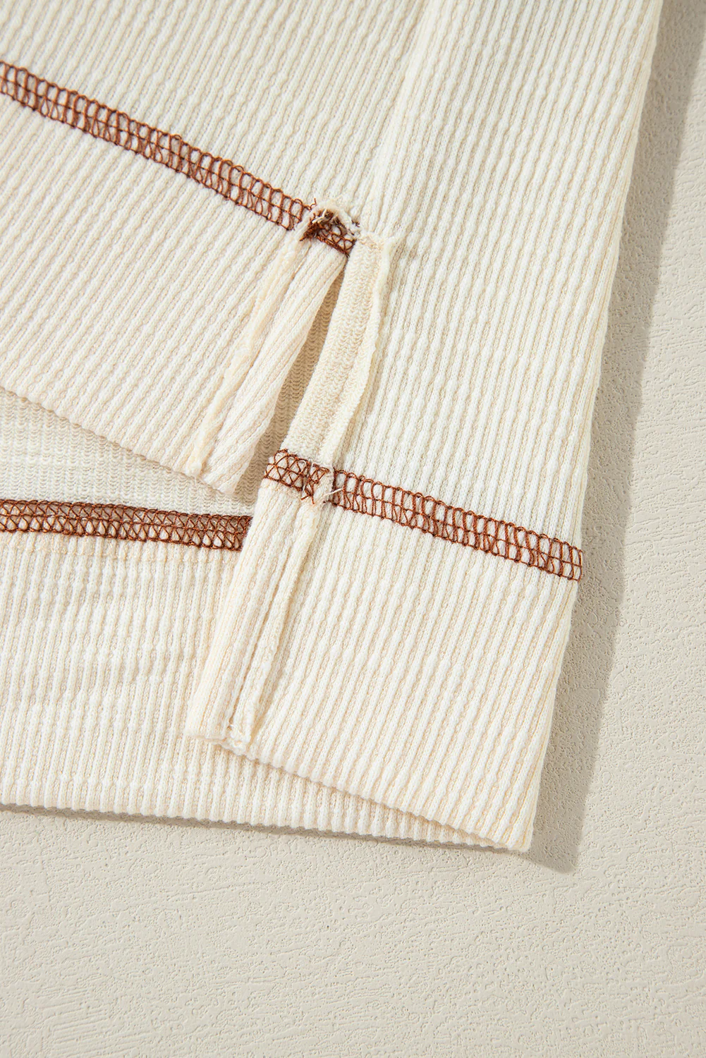 Exposed Seam Textured Knit V Neck Pullover Top