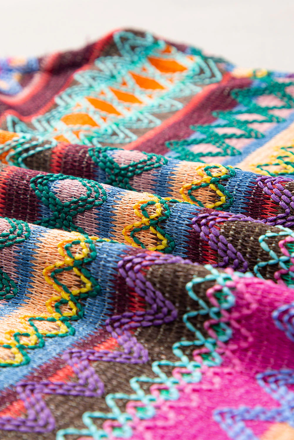 Light Blue Ethnic Wavy Pattern Round Neck Sleeveless Top