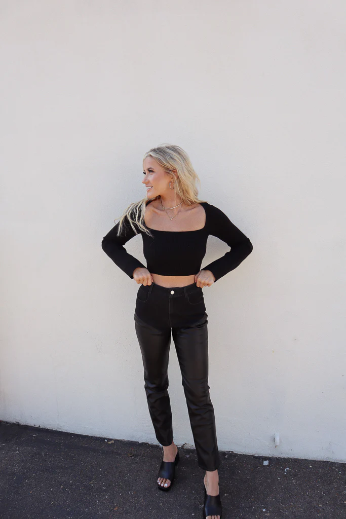 Mia Square Neck Long Sleeve