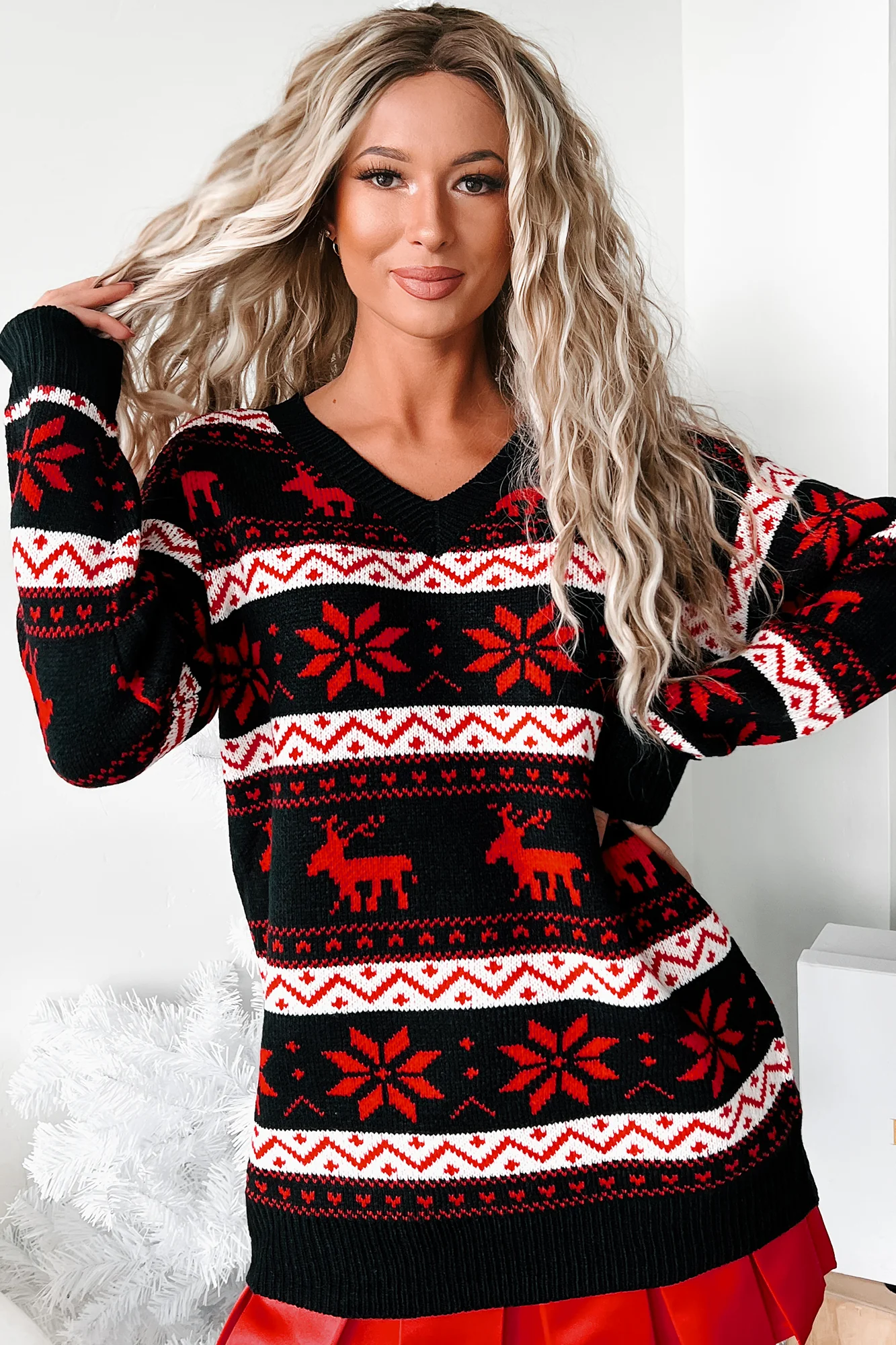 Yule Tidings V-Neck Holiday Sweater (Black)