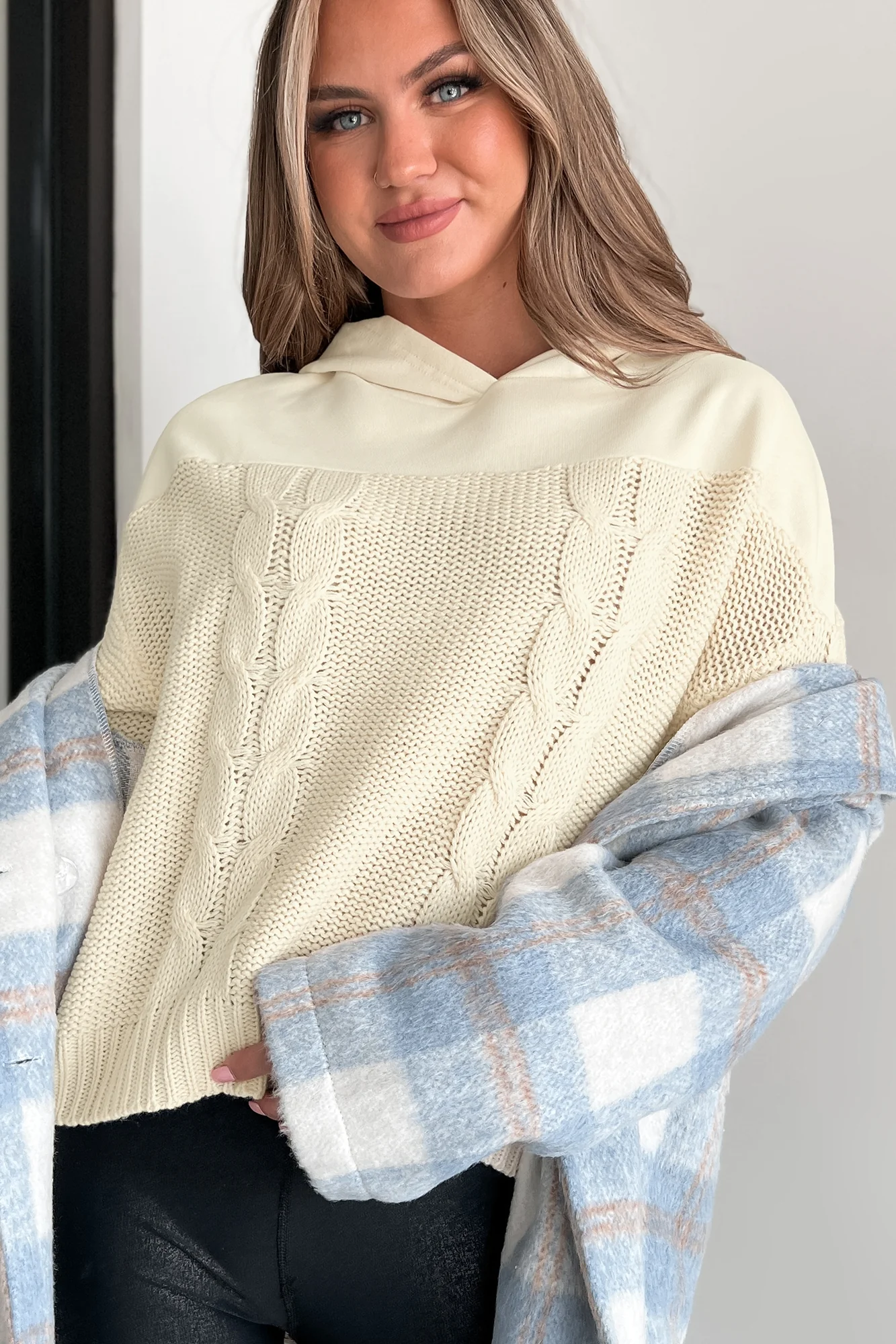 Cozy Accord Cable Knit Hoodie (Eggshell)