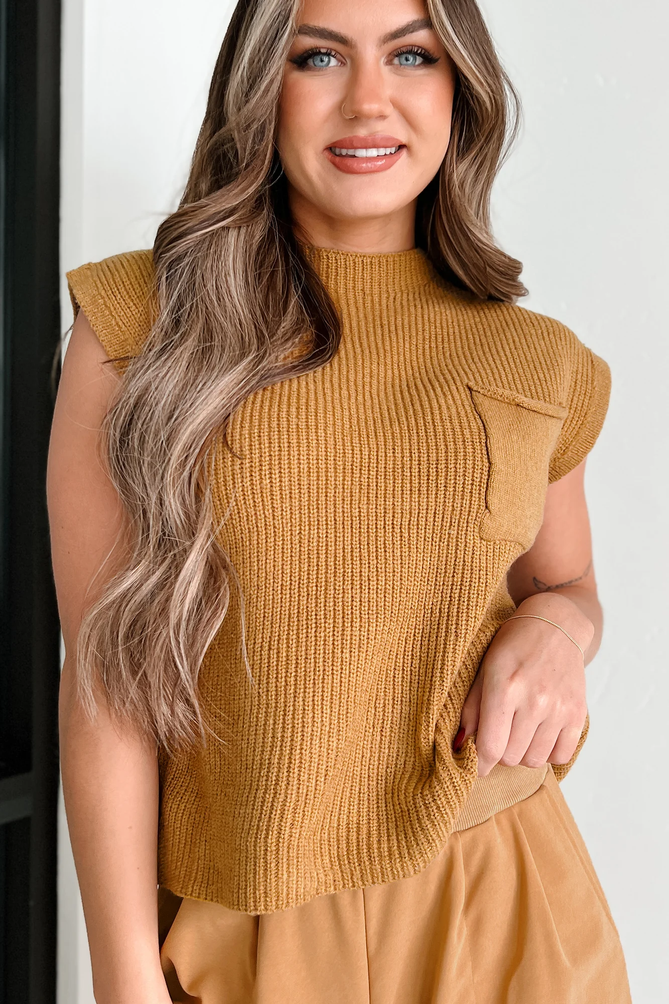 New Concepts Two-Piece Lounge Set (Brown)