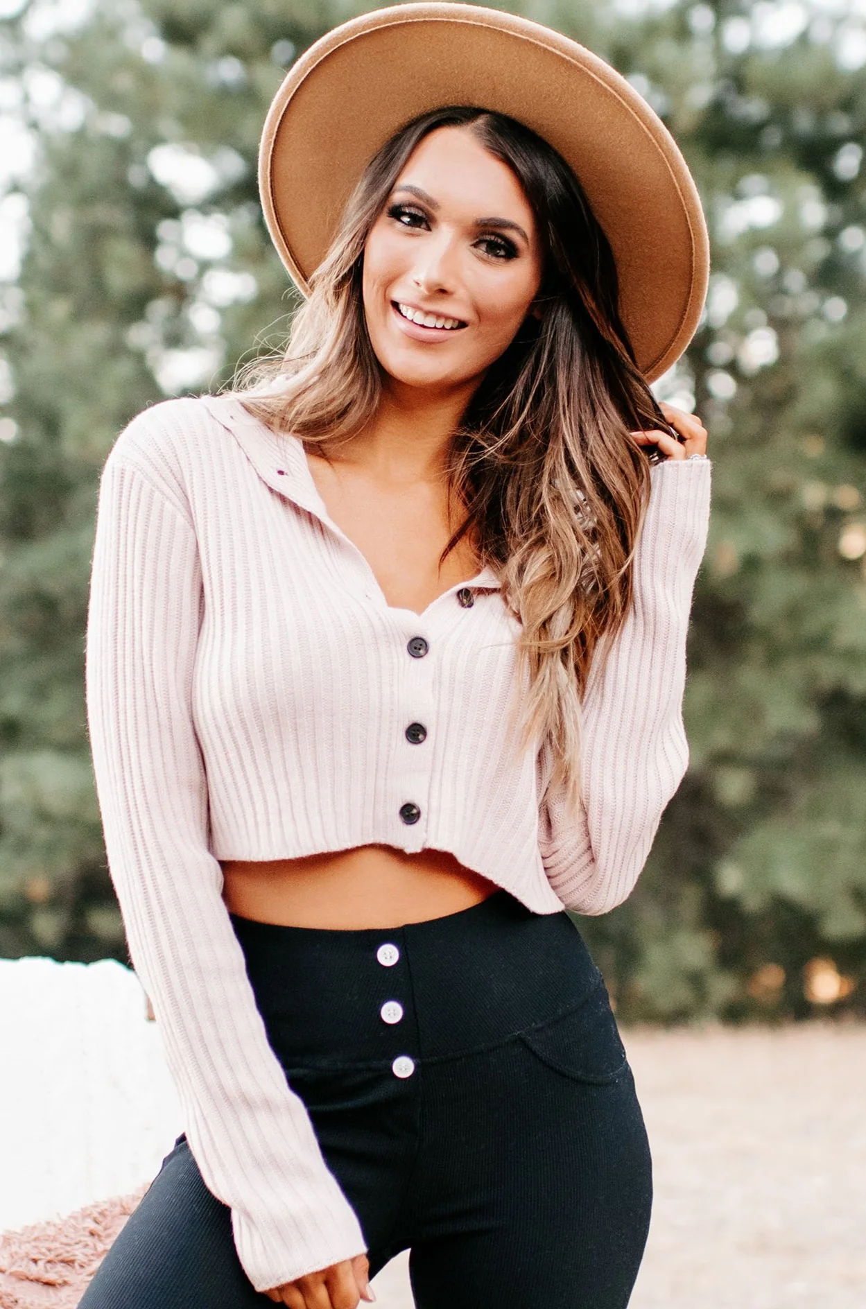 Ester Button-Up Cropped Sweater (Blush)