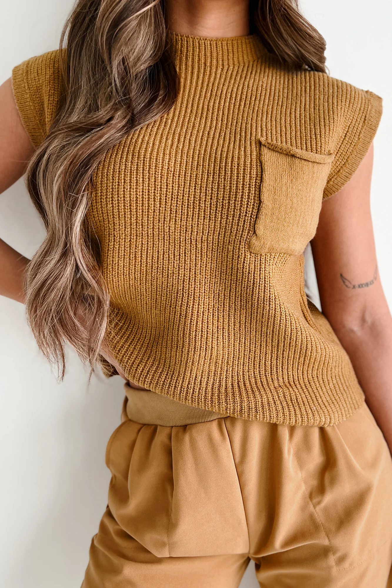 New Concepts Two-Piece Lounge Set (Brown)