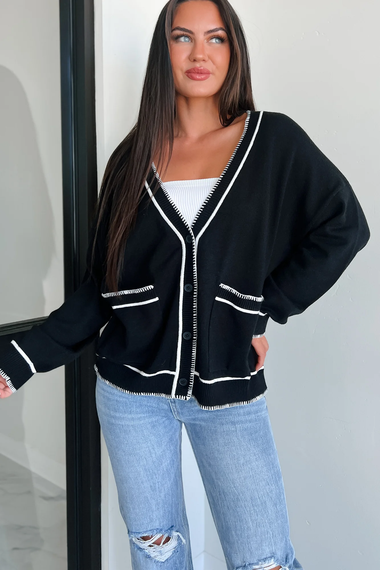 Telling Stories Contrast Trim Cardigan (Black/White)
