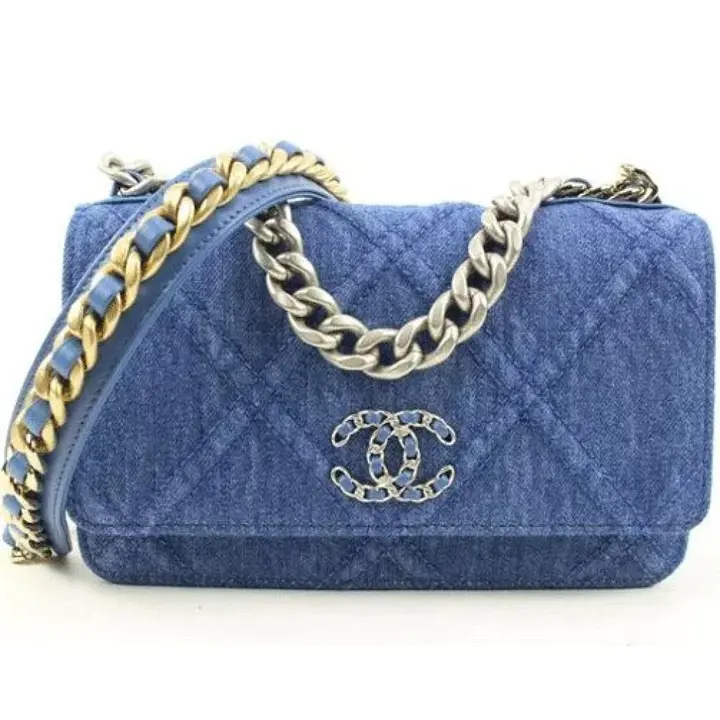 Chanel Wallet on Chain 22p Silver Gold Quilted 19 Flap Woc S126c49 Blue Denim Cross Body Bag