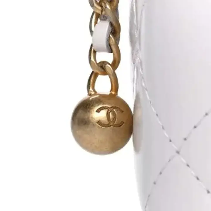 CHANEL Calfskin Quilted Mini Perfect Fit Vanity Case With Chain White