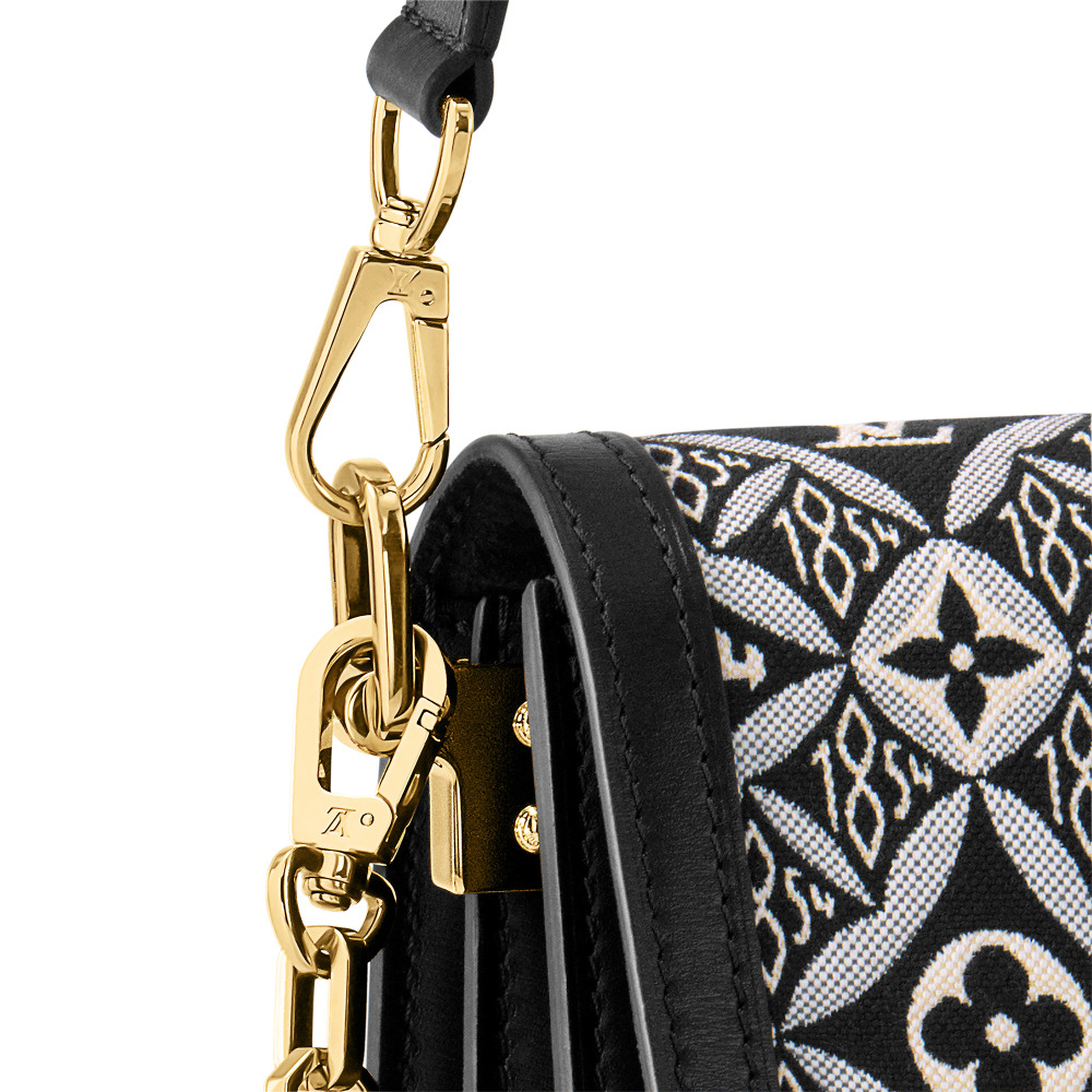 Since 1854 Dauphine MM