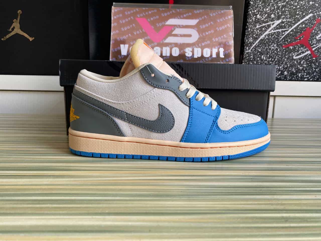 Jordan 1 Low Vintage UNC Grey DZ5376-469