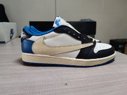 Travis Scott x Fragment Design x Jordan 1 Low OG SP “Military Blue” DM7866 140