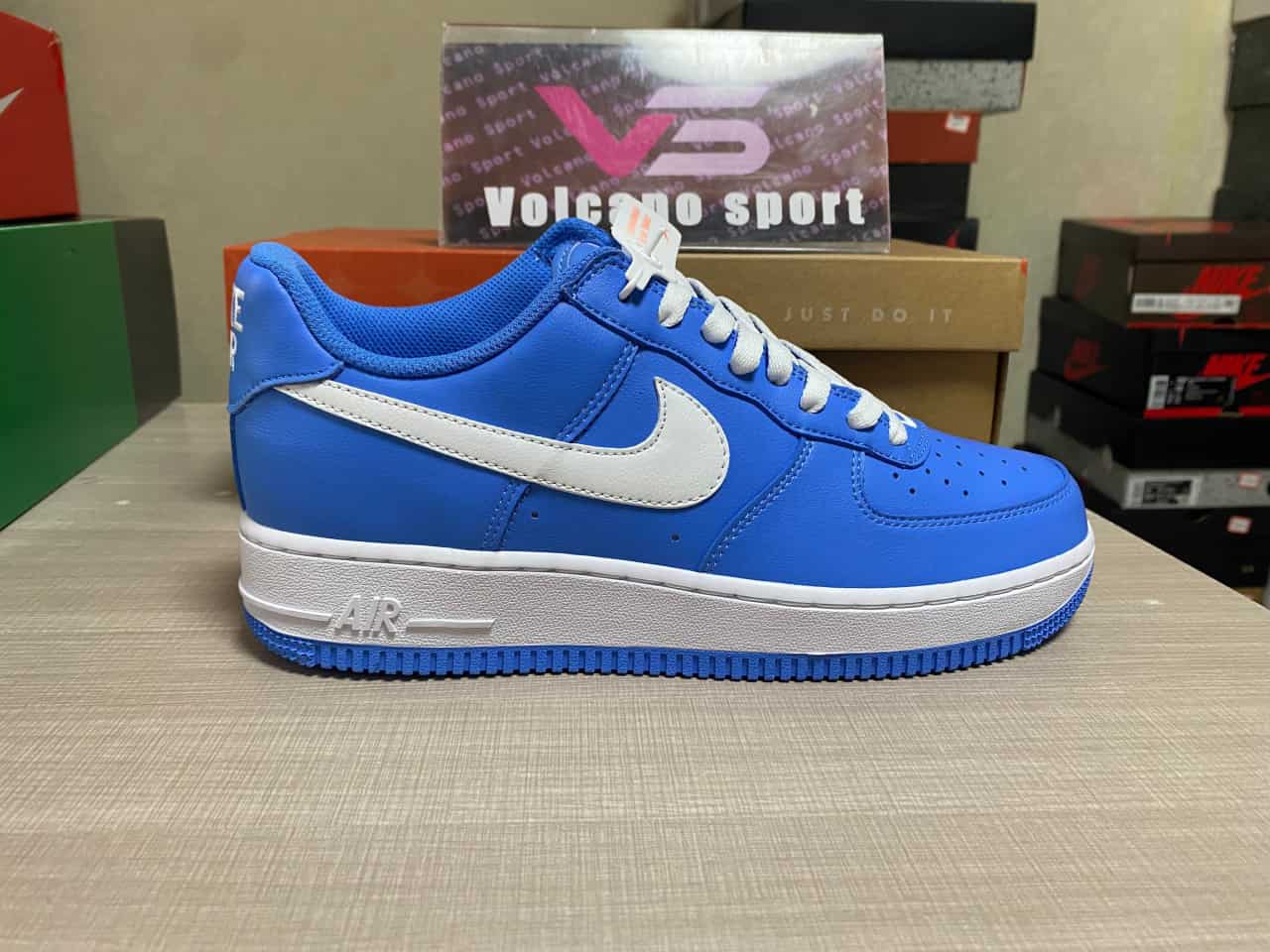 Air Force 1 Low '07 Retro Color of the Month University Blue DM0576-400