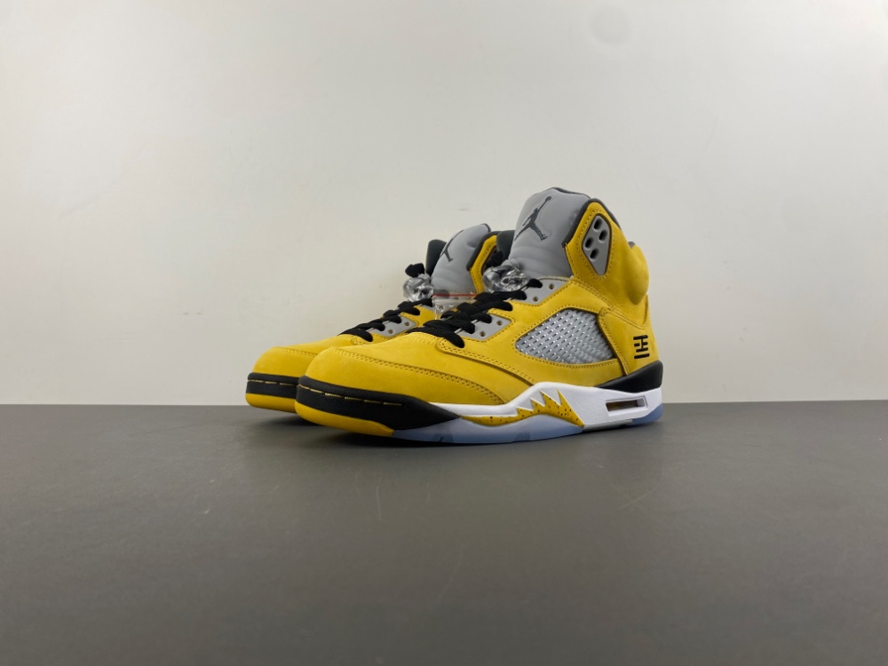 Jordan 5 Retro Tokyo T23