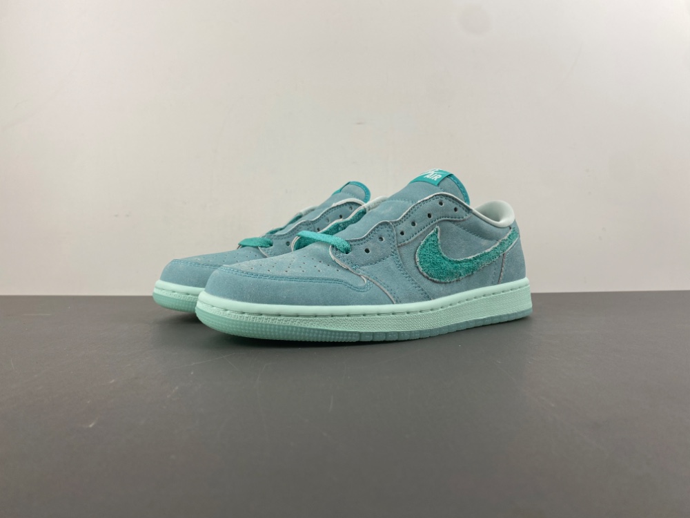 Jordan 1 Retro Low OG Washed TealGender