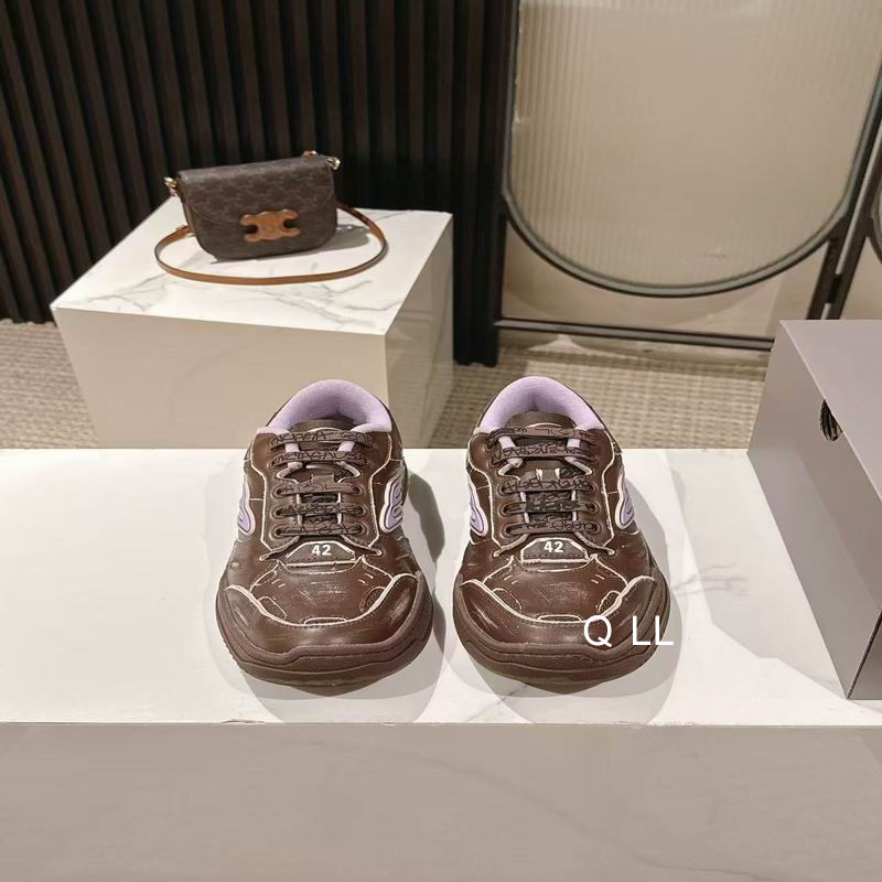 Balenciaga Hamptons Sneaker Brown