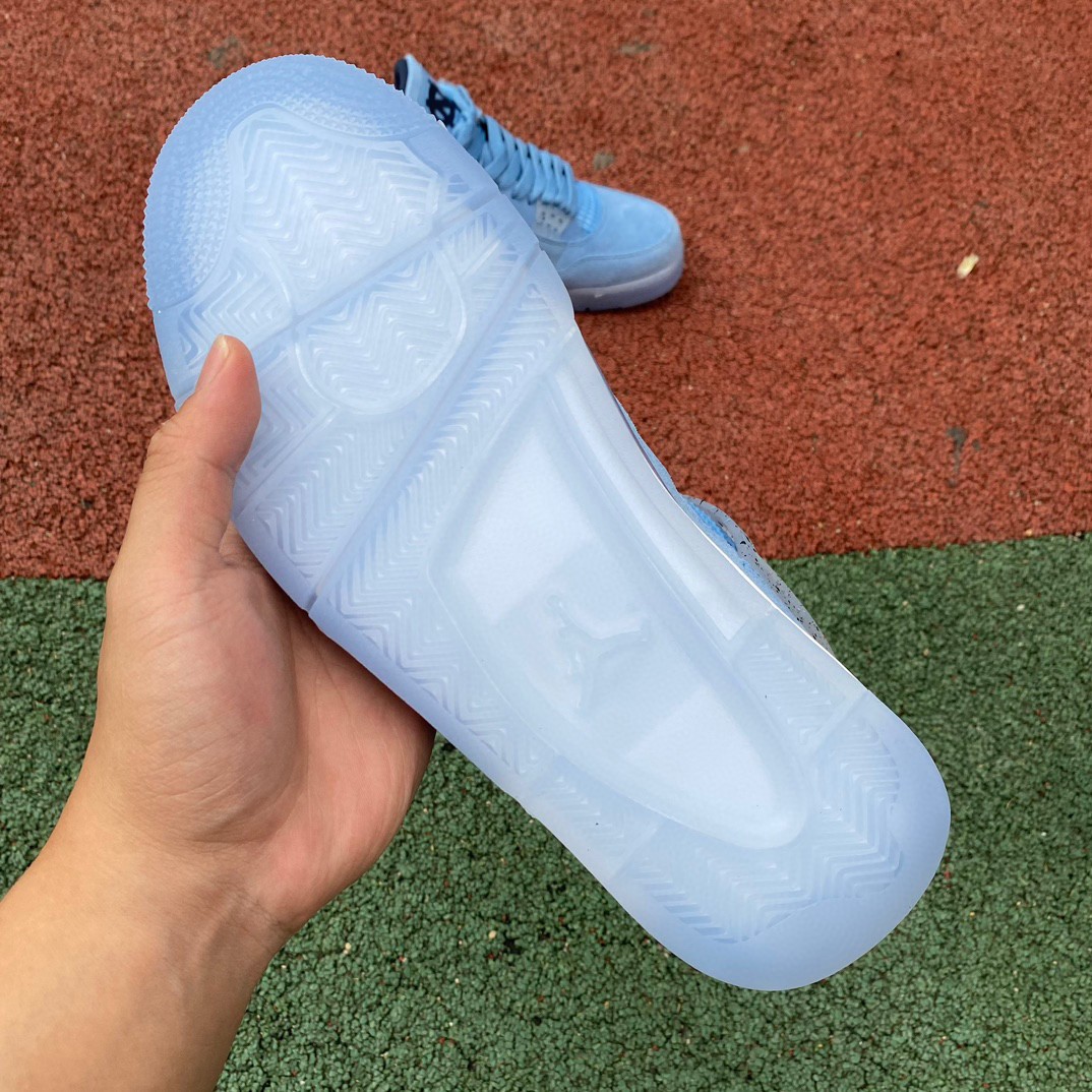 Air Jordan 4 PE UNIVERSITY BLUE