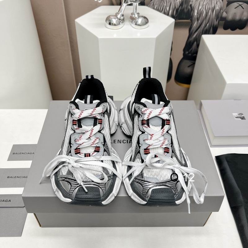 Balenciaga 3XL Grey