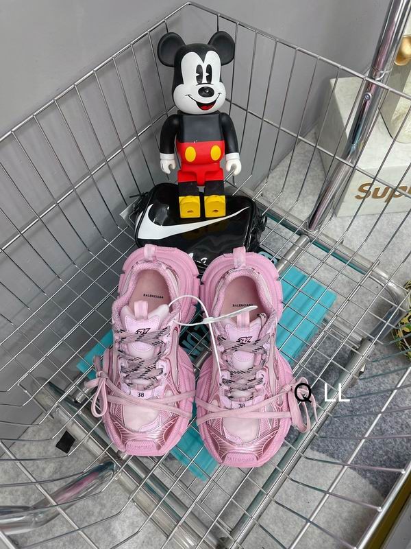 Balenciaga 3XL Sneakers Pink