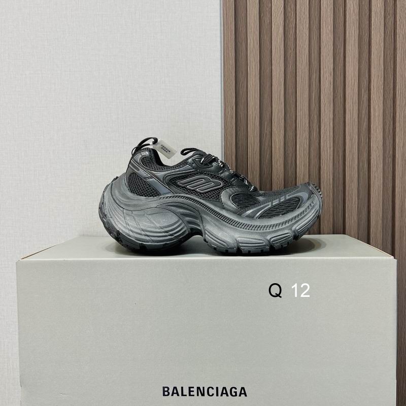 Balenciaga 6XL Sneakers Black