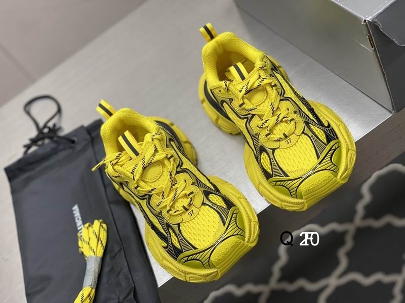Balenciaga 3XL Yellow