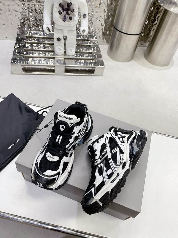 Balenciaga Runner Black White
