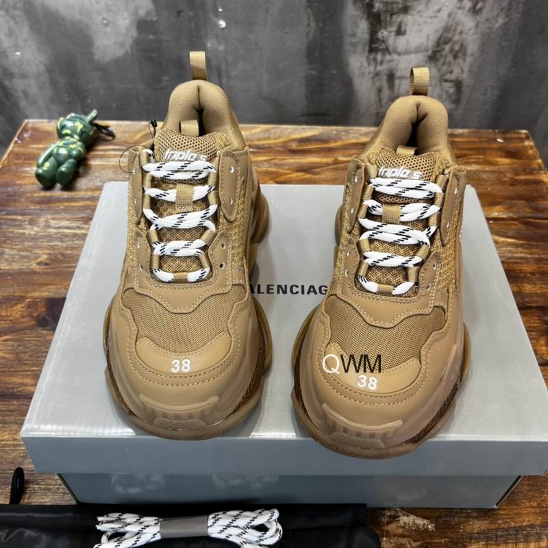 Balenciaga Triple S Clear Sole Beige