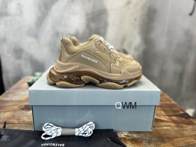 Balenciaga Triple S Clear Sole Beige