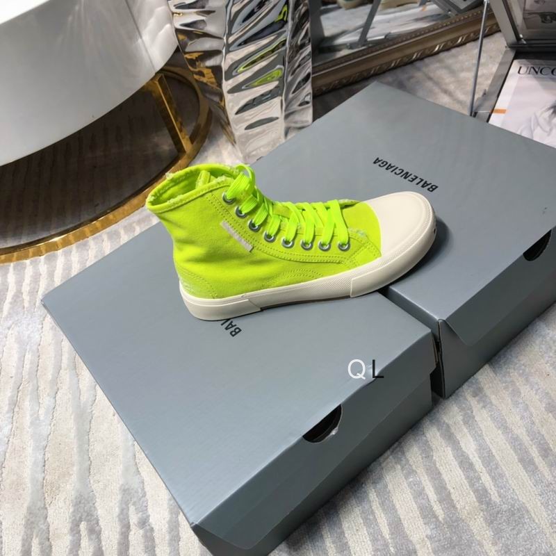 Balenciaga Paris High-Top Sneakers - yellow-green