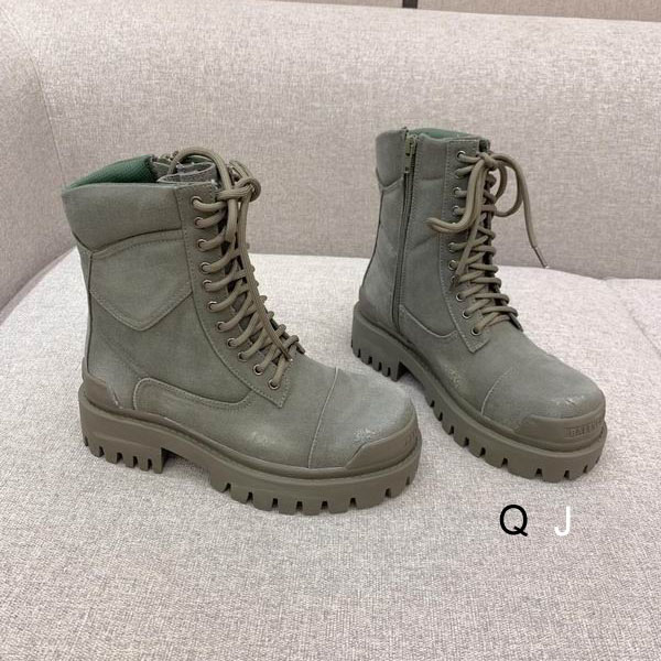 Balenciaga Men's Grey Combat Strike Combat Boots In Cotton