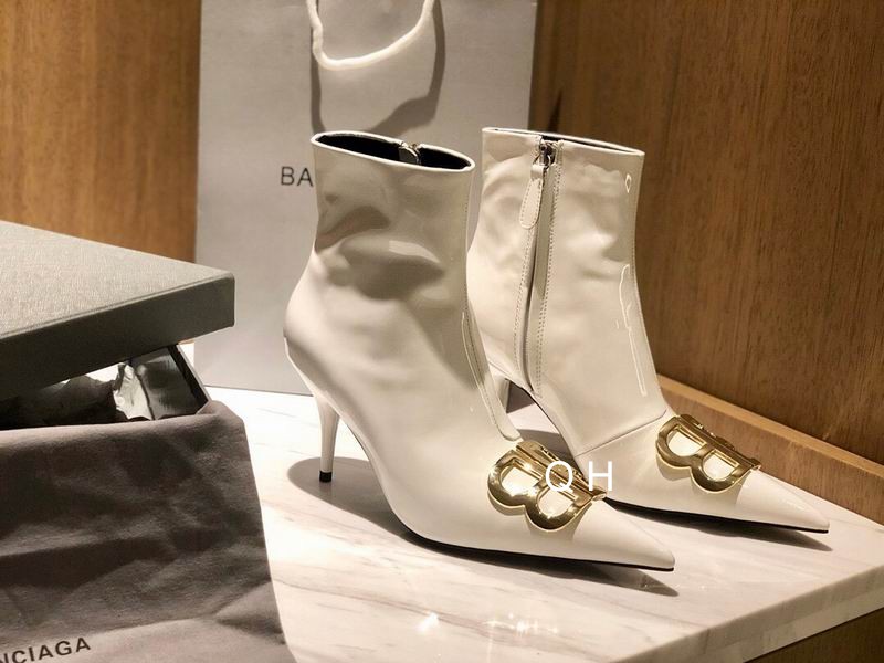 Balenciaga Patent BB Pointy Toe Ankle Booties 38.5 Optical White