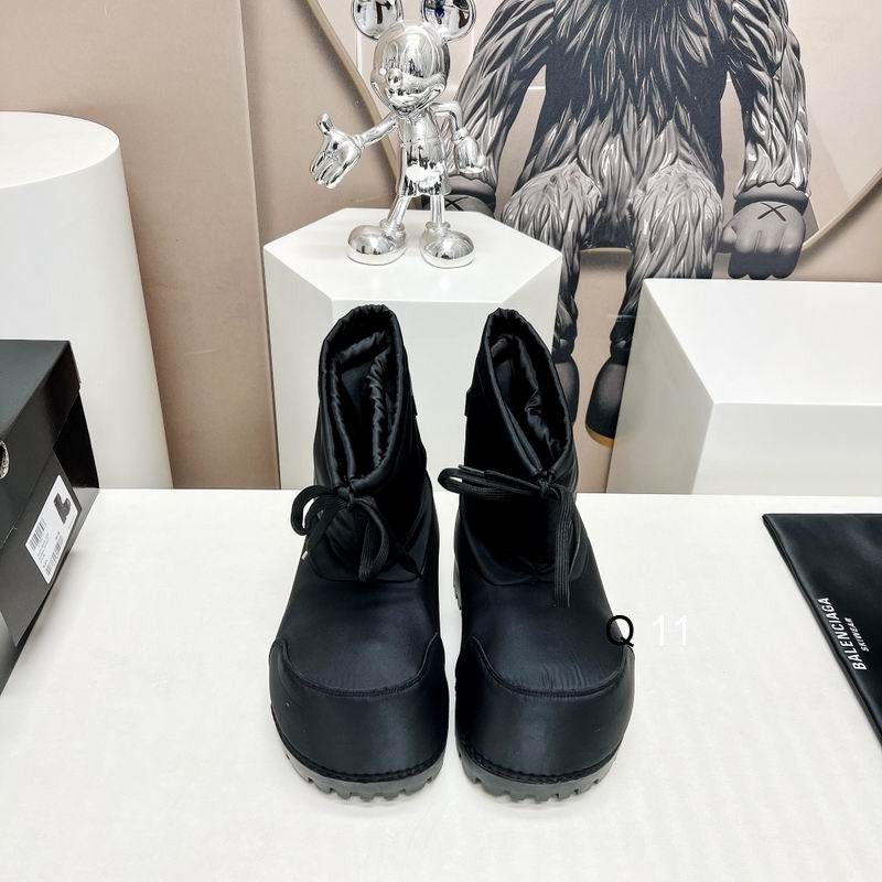 Balenciaga Alaska Low Boots in Black