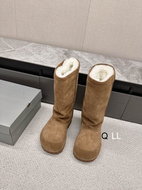 BalenciagaAlaska Fur High suede boots in Brown
