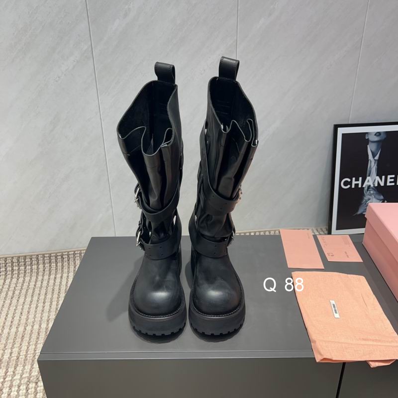 Balenciaga Venom High Boot in black calfskin