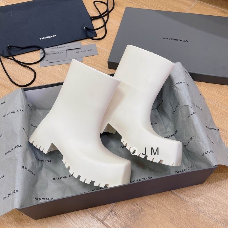 Balenciaga Trooper Rubber Boots White