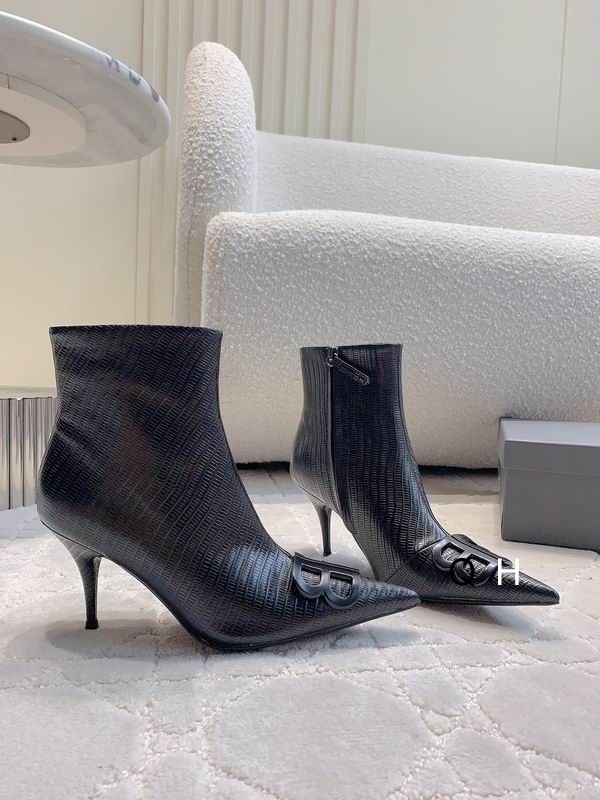 Balenciaga Black Lizard Embossed Leather Ankle Boots