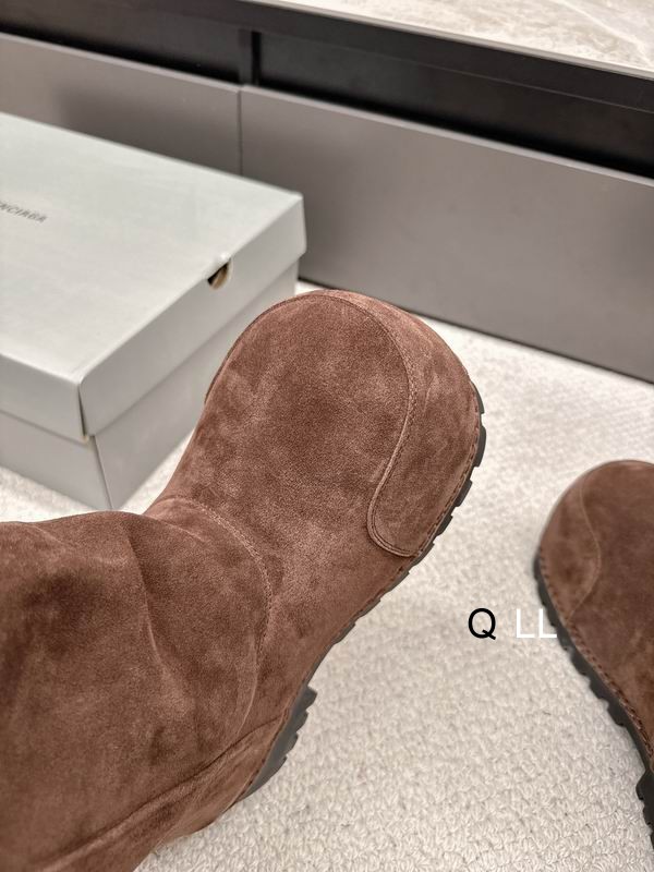 BalenciagaAlaska Fur High suede boots in dark brown