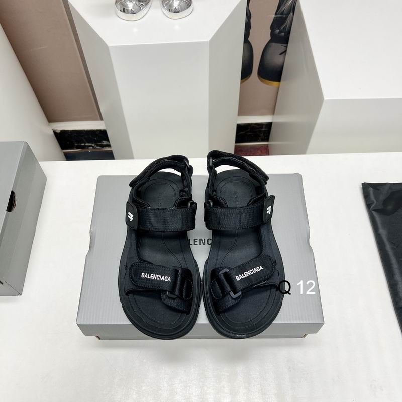 Balenciaga Tourist Sandal Black