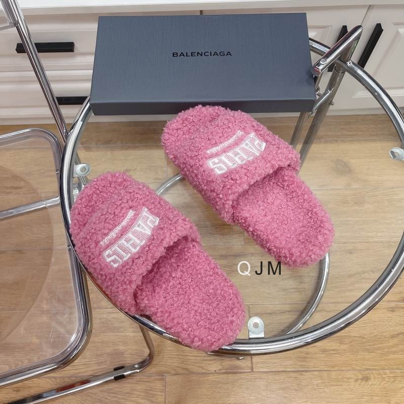 Balenciaga 2025 bedroom slippers Pink