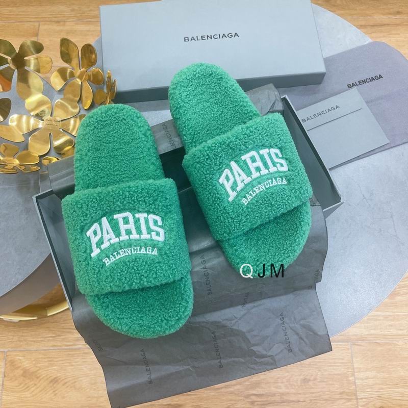 Balenciaga 2025 bedroom slippers Green