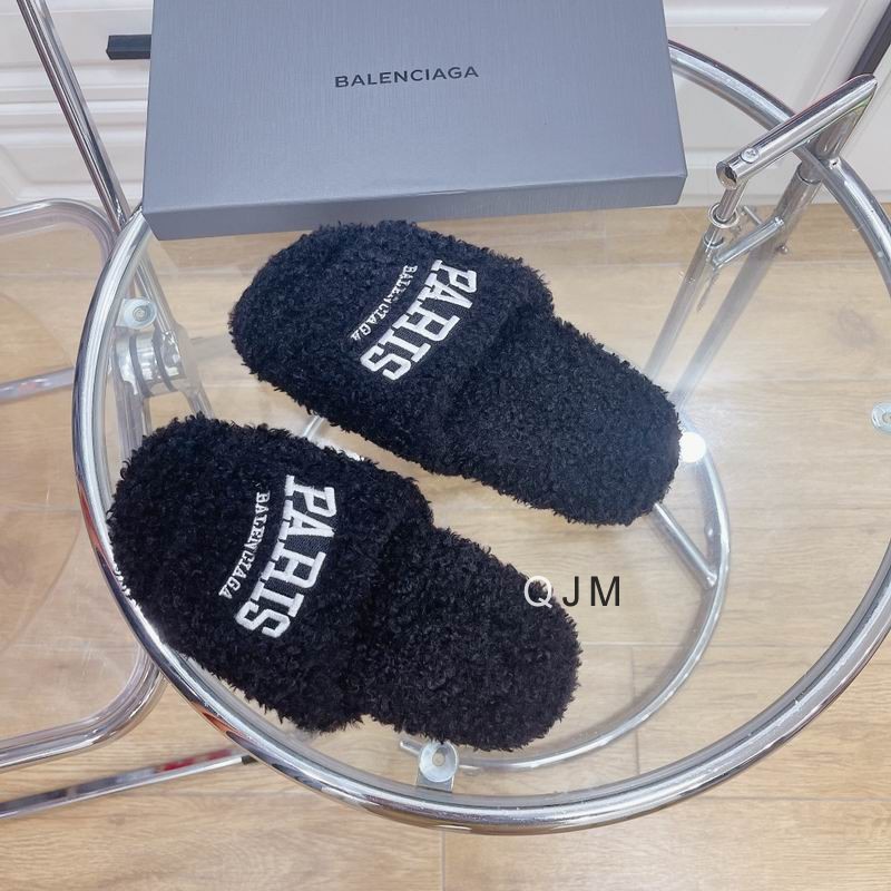 Balenciaga 2025 bedroom slippers black