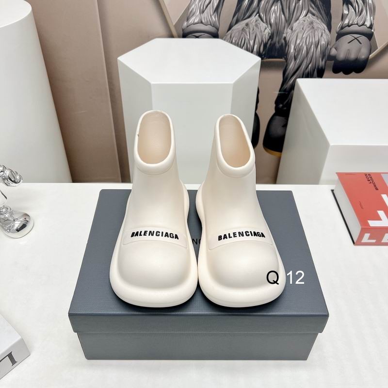 Balenciaga ankle boots replica white